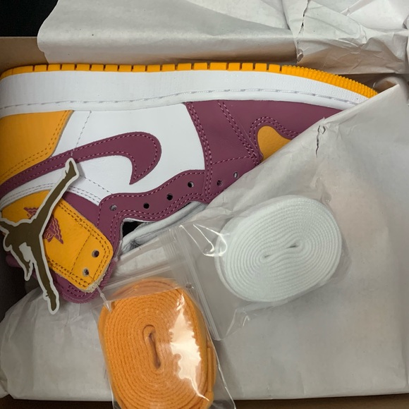 Jordan 1 Brotherhoods - Picture 1 of 1